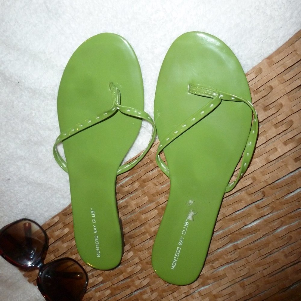 Montego Bay Club Womens Size 11 Green Thong Flip Flop Sandals - Picture 3 of 9